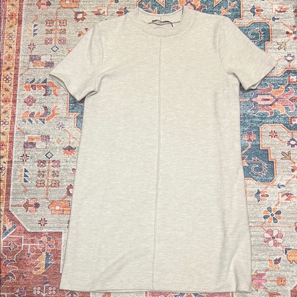 Light Cream Short Sleeve Dress
